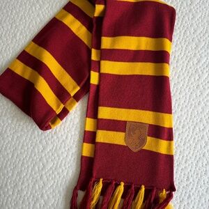 HARRY POTTER- Gryffindor Scarf